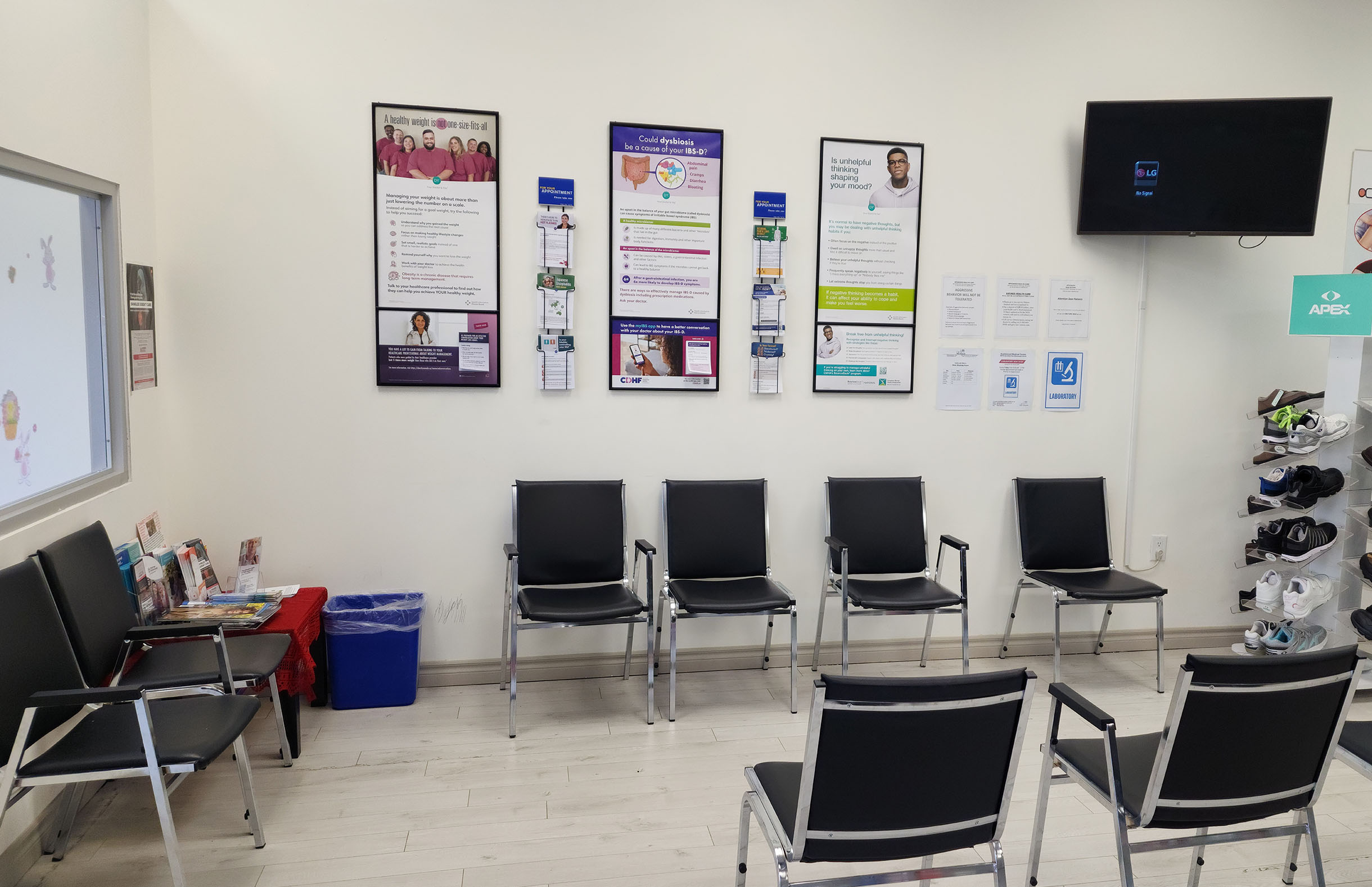 Walk-in clinic reception